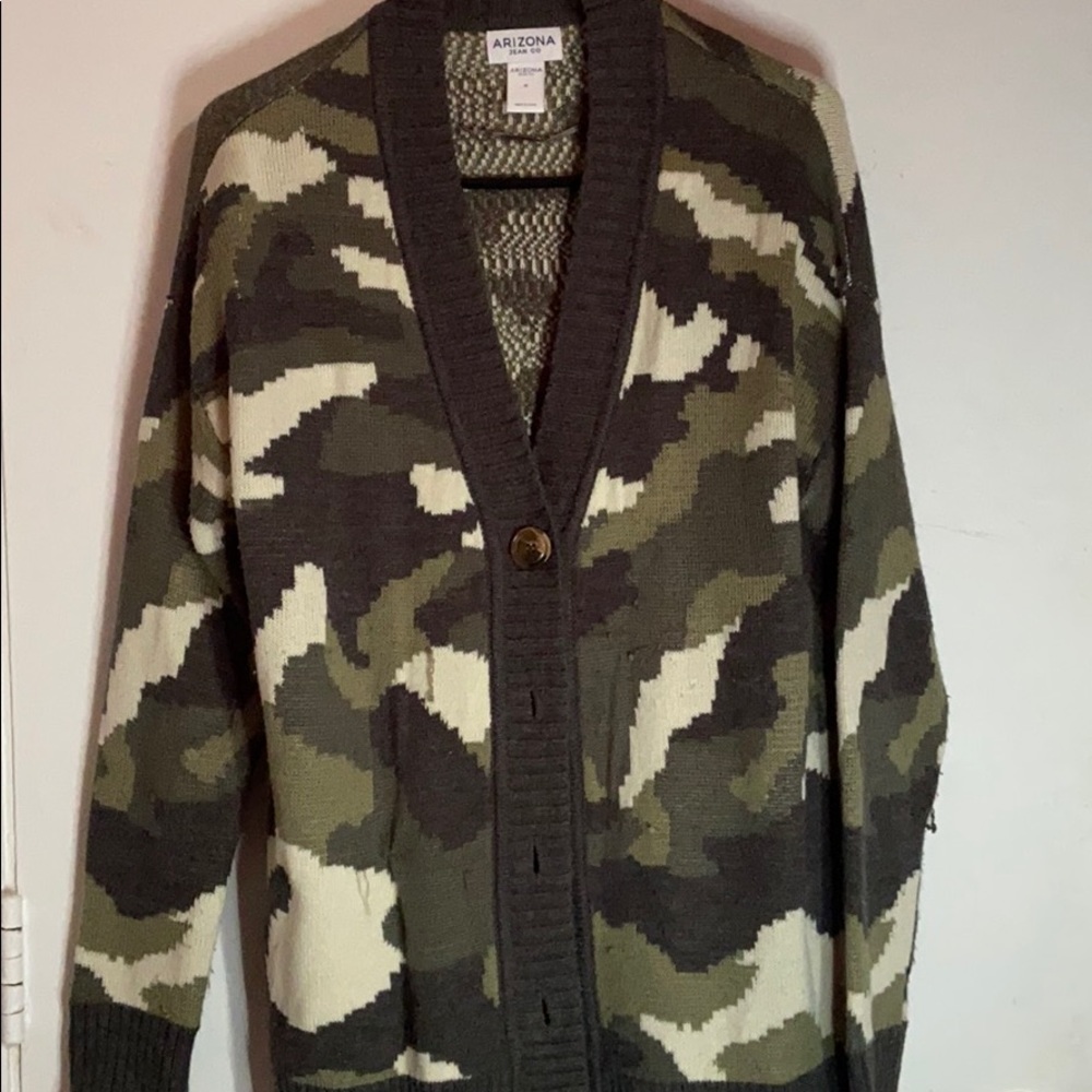 Women’s Cardigan